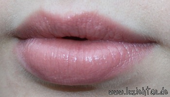 Lipsticked. ♥: Giorgio Armani - \