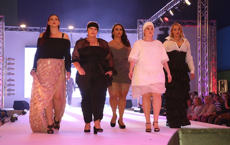 Plus Size Days Hamburg 2017 - Lu zieht an. ®